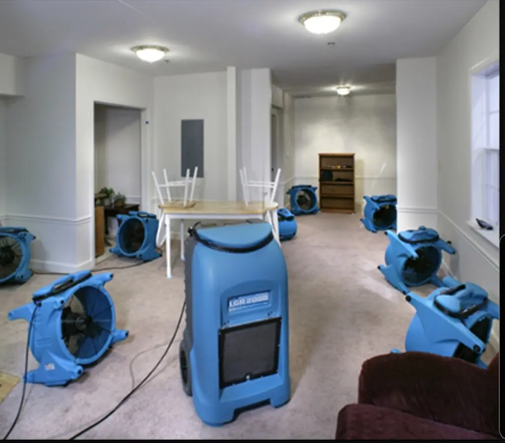 Air movers and dehumidifier setup for Water Extraction & Removal in Lakeland